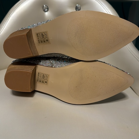 Rhinestone booties size 7 Brand new without box! - Picture 5 of 6